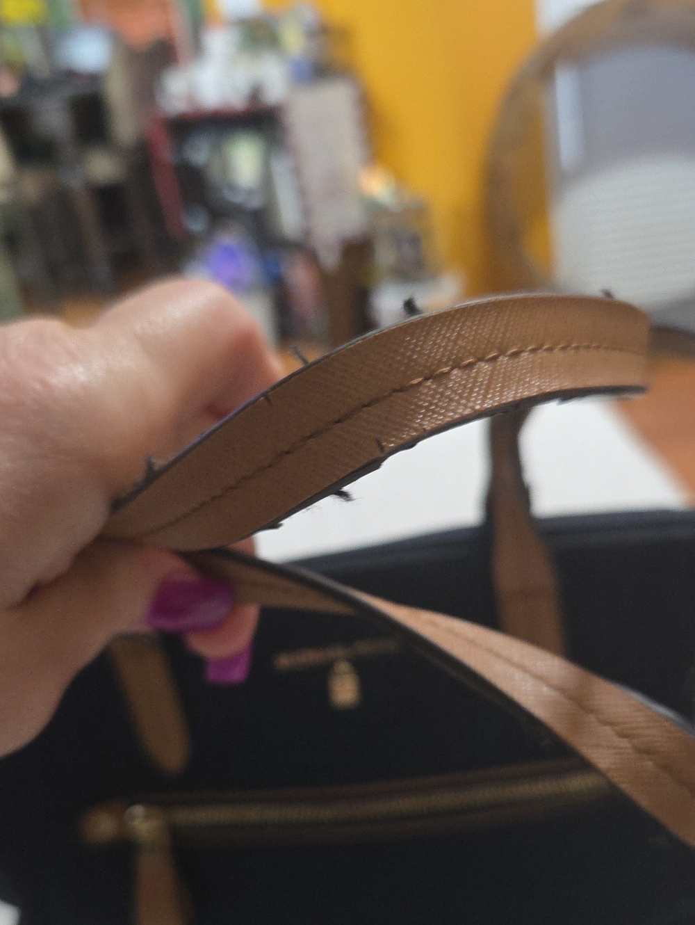 MICHAEL KORS KELSEY NYLON TOTE BAG - Picture 13 of 13